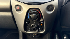 Citroen C1 1.0 VTi Feel 5dr Petrol Hatchback